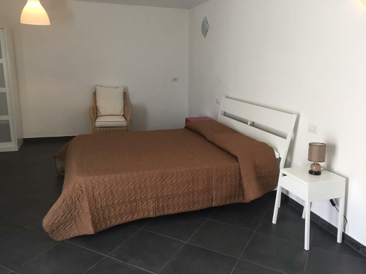 Guest House Suite Олбия Екстериор снимка